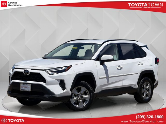 2025 Toyota RAV4 Hybrid XLE