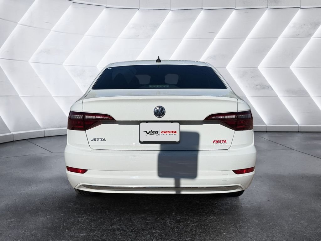 Used 2020 White Volkswagen SEL image 5