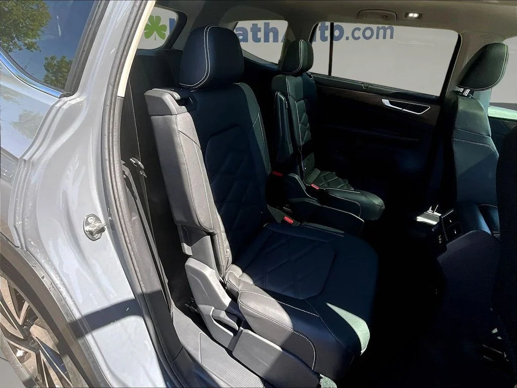 2026 Volkswagen Atlas SE w/Tech - Photo 10
