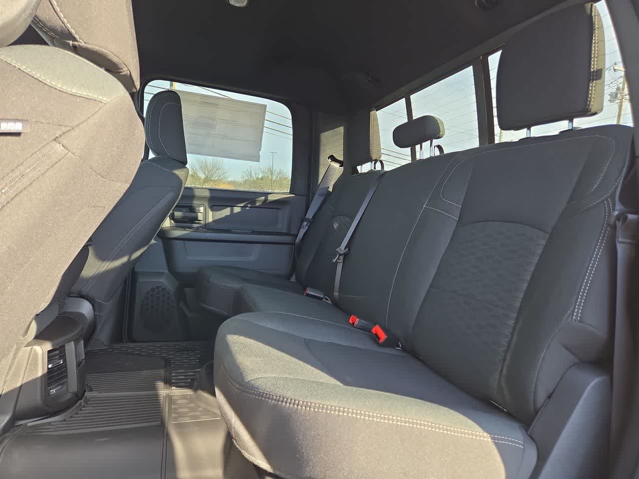 2026 RAM 2500 Tradesman - Photo 14