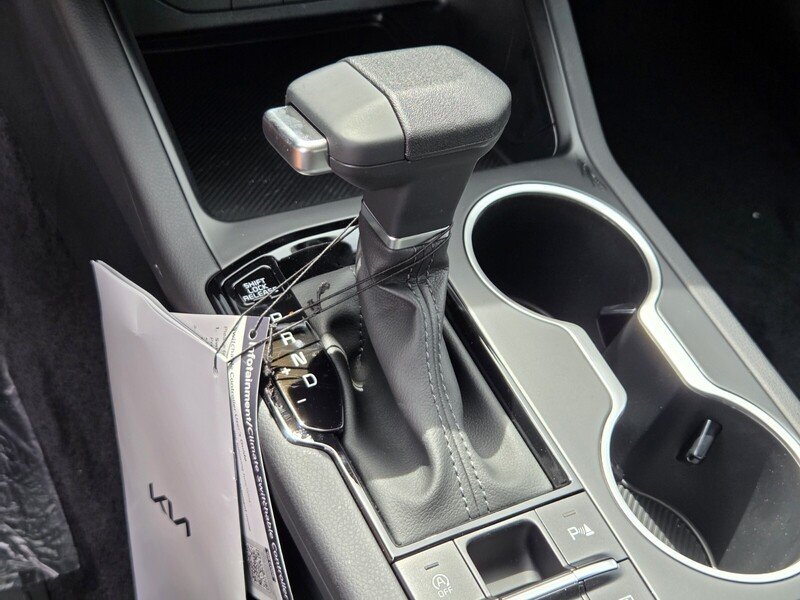 New 2026 Snow White Pearl Kia LXS FWD image 14