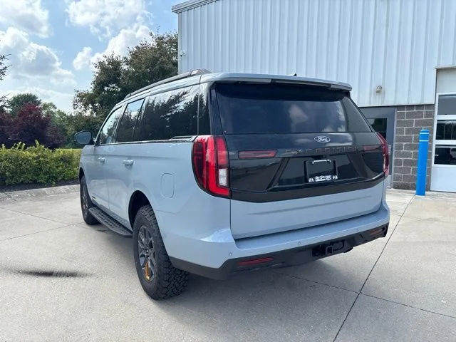New 2026 Glacier Gray Metallic Tri-Coat Ford Tremor® image 9