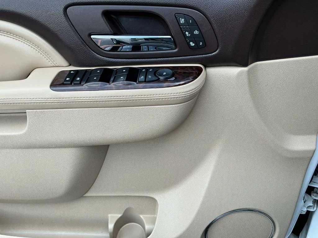Used 2013 White GMC Denali image 10