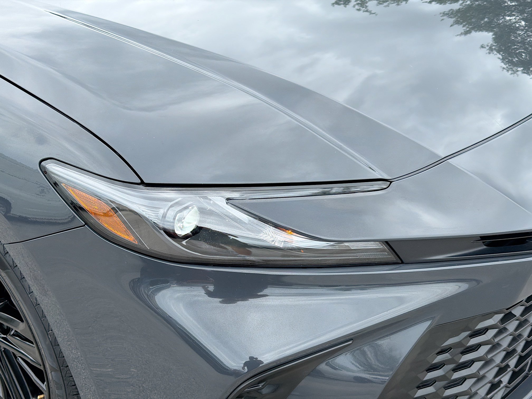 Used 2025 Underground Toyota SE image 34