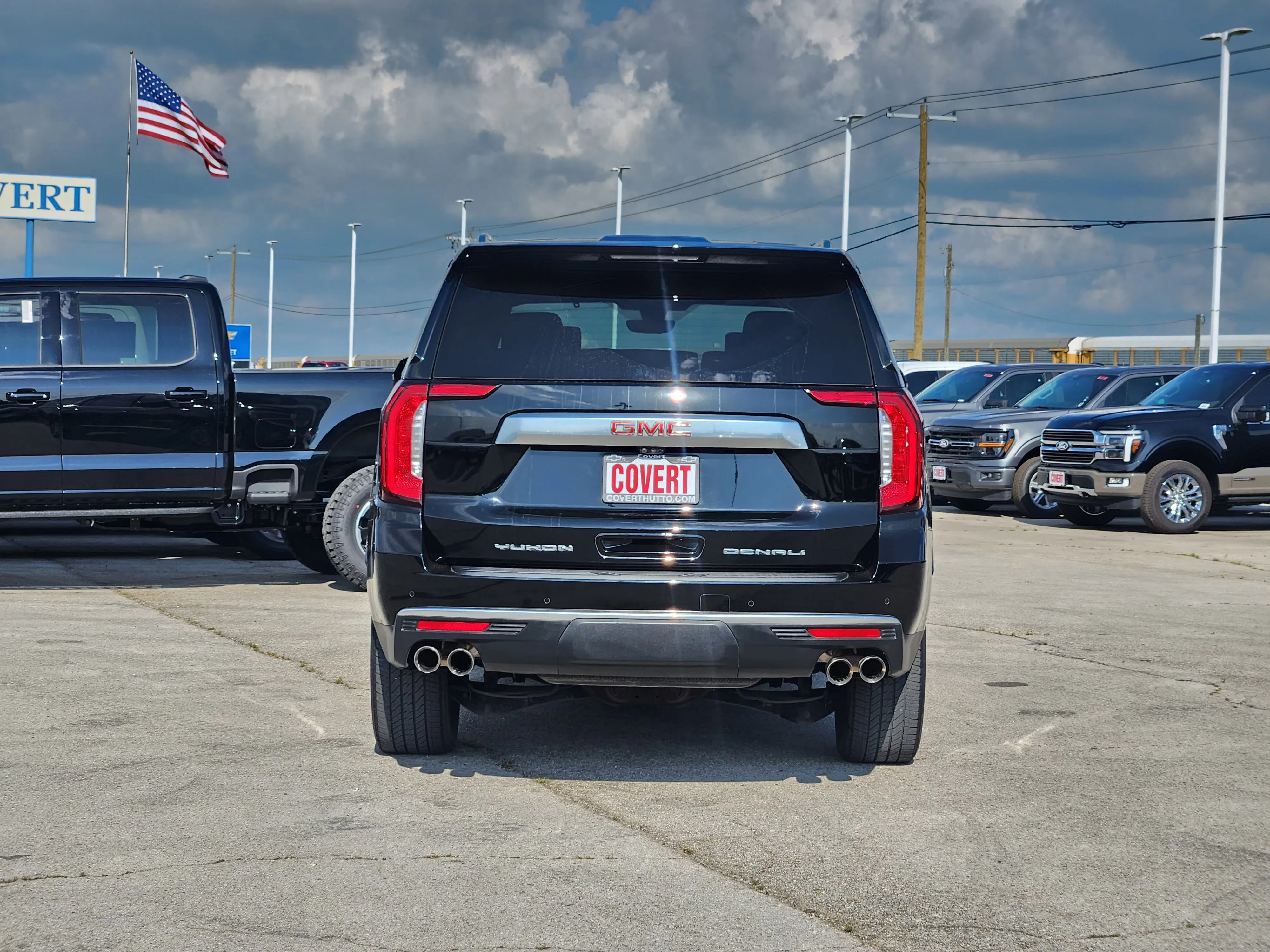Used 2021 Onyx Black GMC Denali image 6