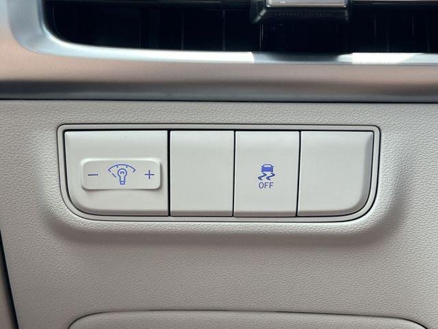 New 2026 Blue Hyundai SE FWD image 25