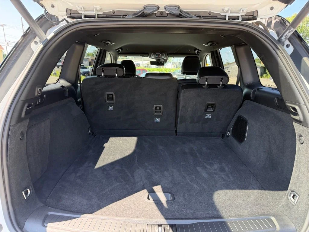 Certified Used 2023 White Jeep Trailhawk 4xe image 9