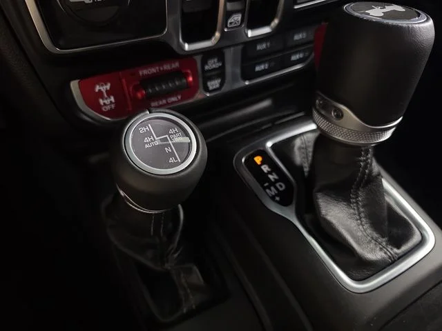 Used 2024 Hydro Blue Pearl Coat Jeep Rubicon X image 20