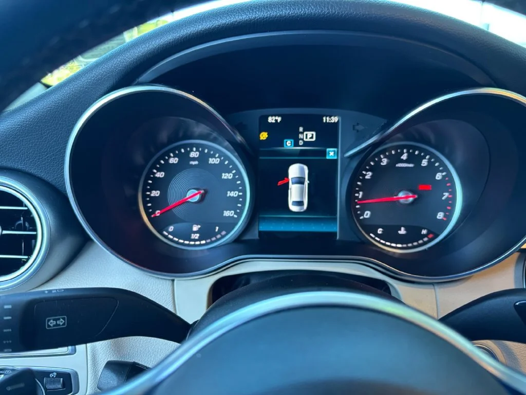 Used 2020 White Mercedes-Benz C 300 image 19