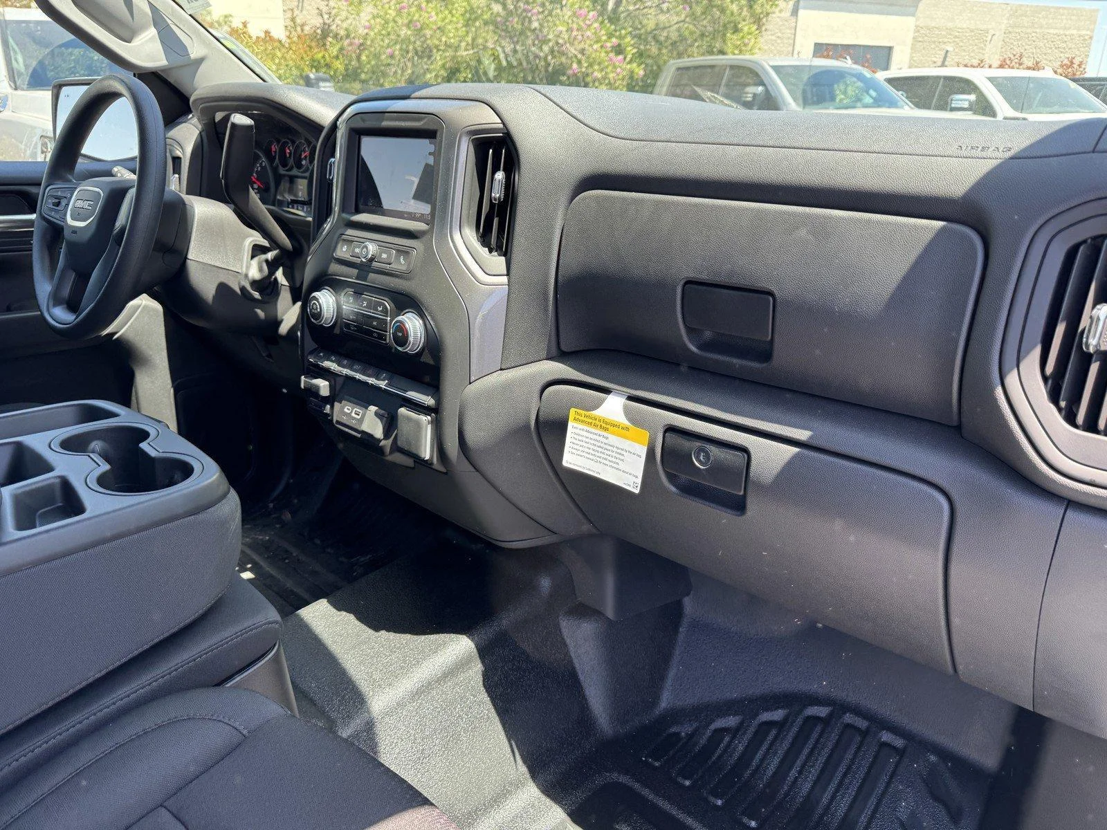 New 2025 Summit White GMC Pro image 7