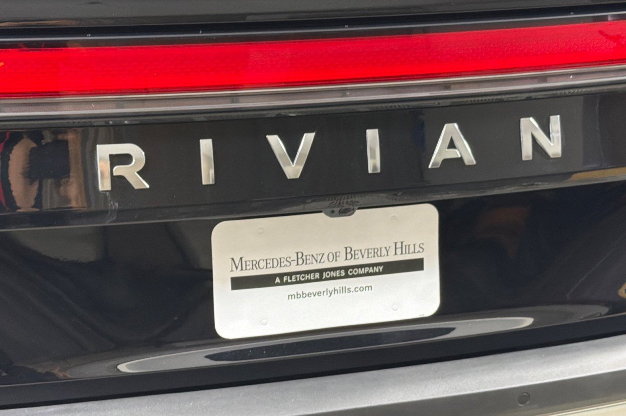 Used 2025 BLACK Rivian Adventure image 26