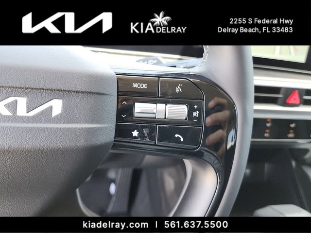 New 2026 Glacial White Pearl Kia LX image 25