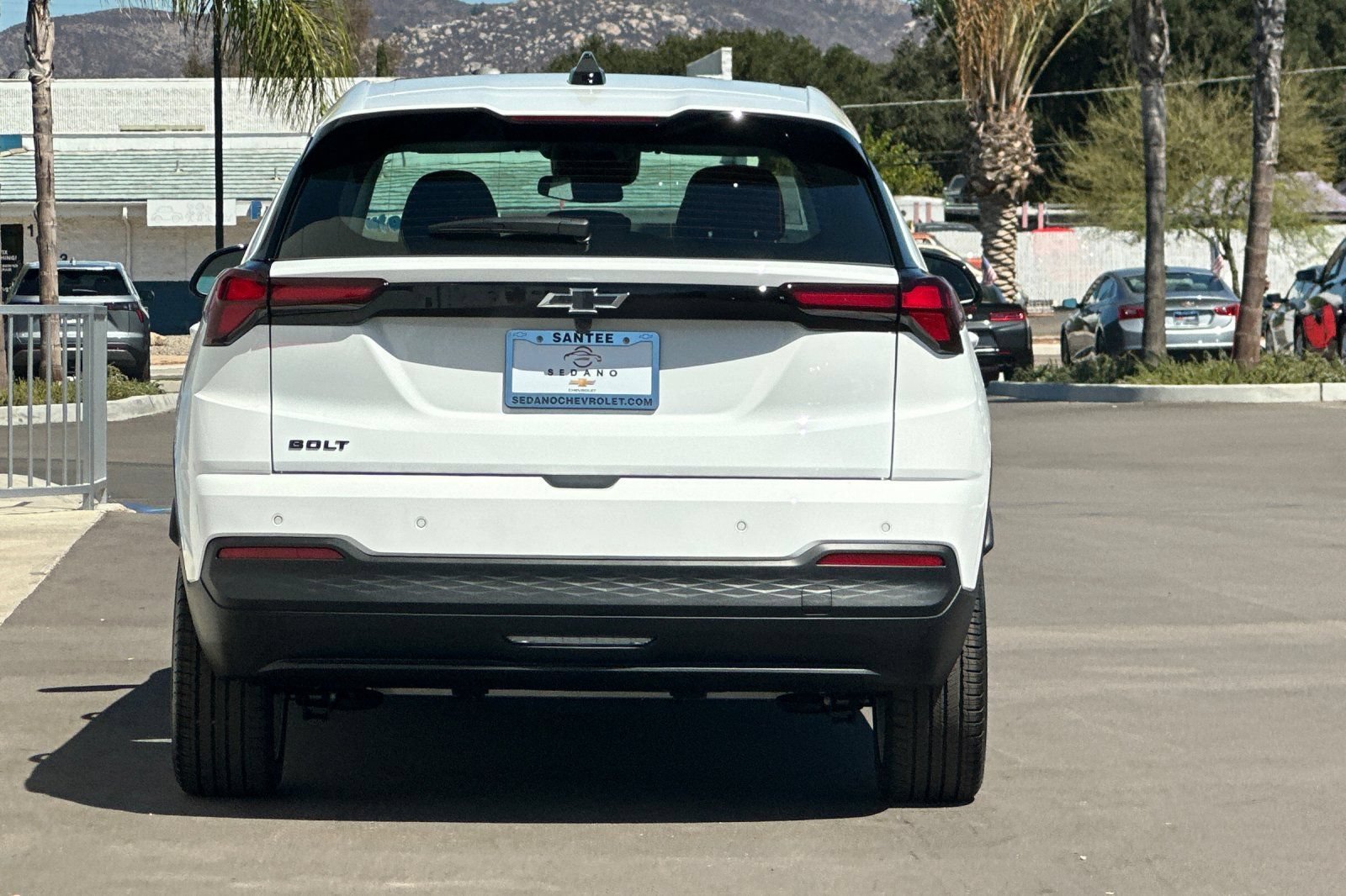 New 2027 Summit White Chevrolet LT image 5