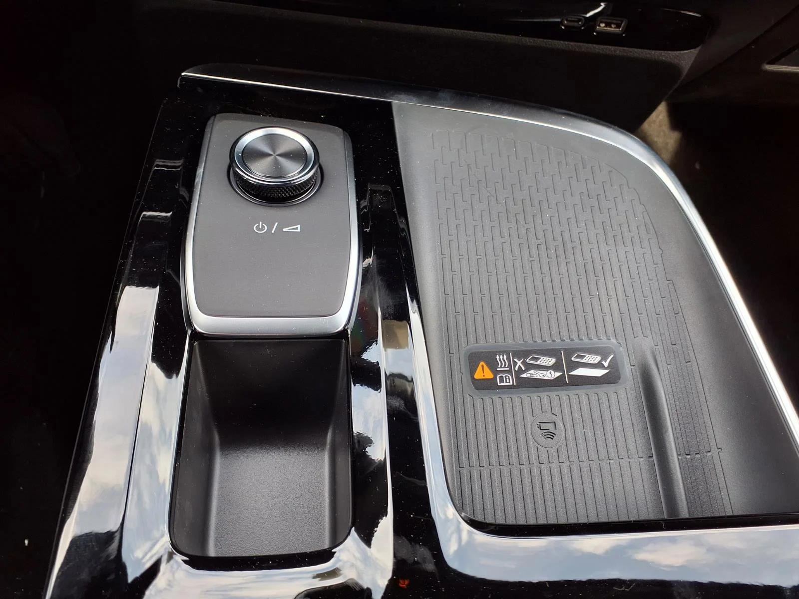 New 2026 Moonstone Gray Metallic Buick Preferred image 6