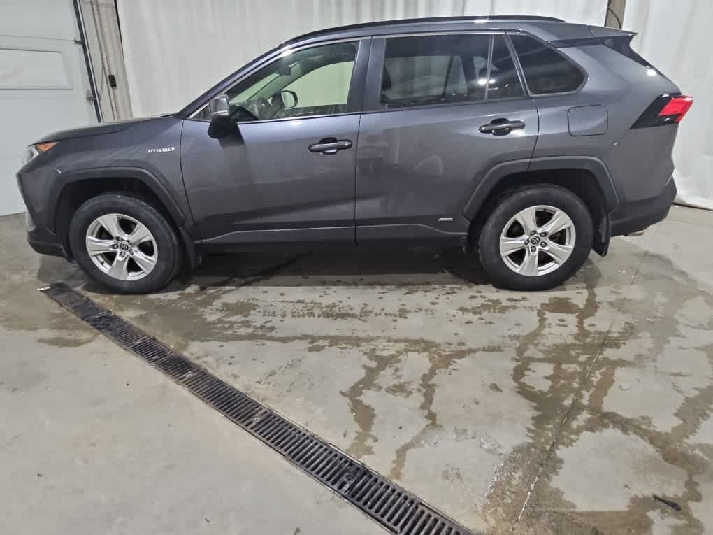 Used 2020 Magnetic Gray Metallic Toyota Hybrid XLE image 3