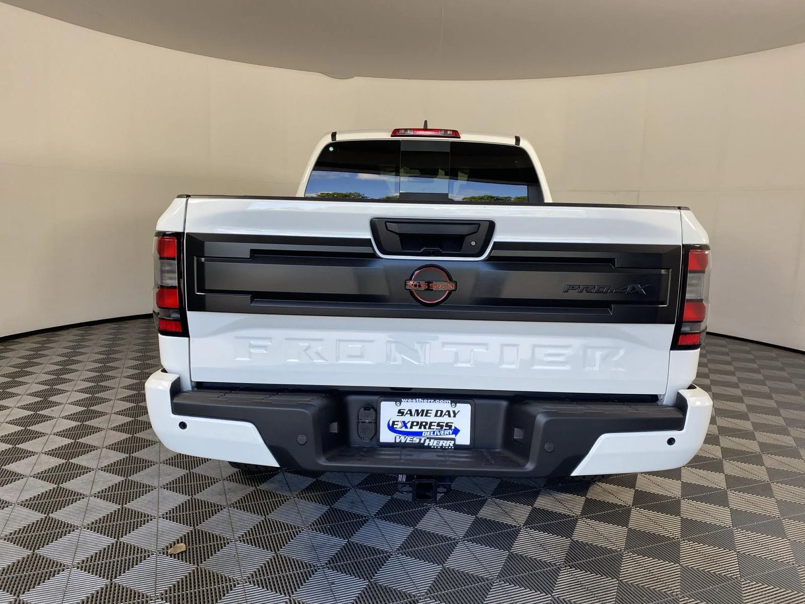 New 2027 Glacier White Nissan Crew Cab PRO-4X® Long Bed image 18