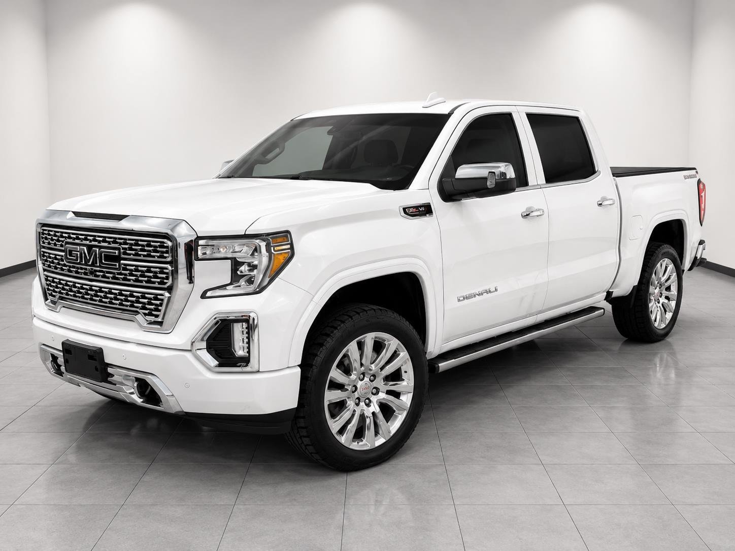 2020 GMC Sierra 4WD Crew Cab Short Box Denali's photo