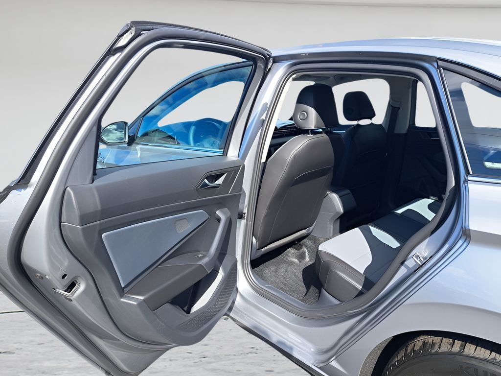 New 2026 Silver Volkswagen 1.5T SE image 27