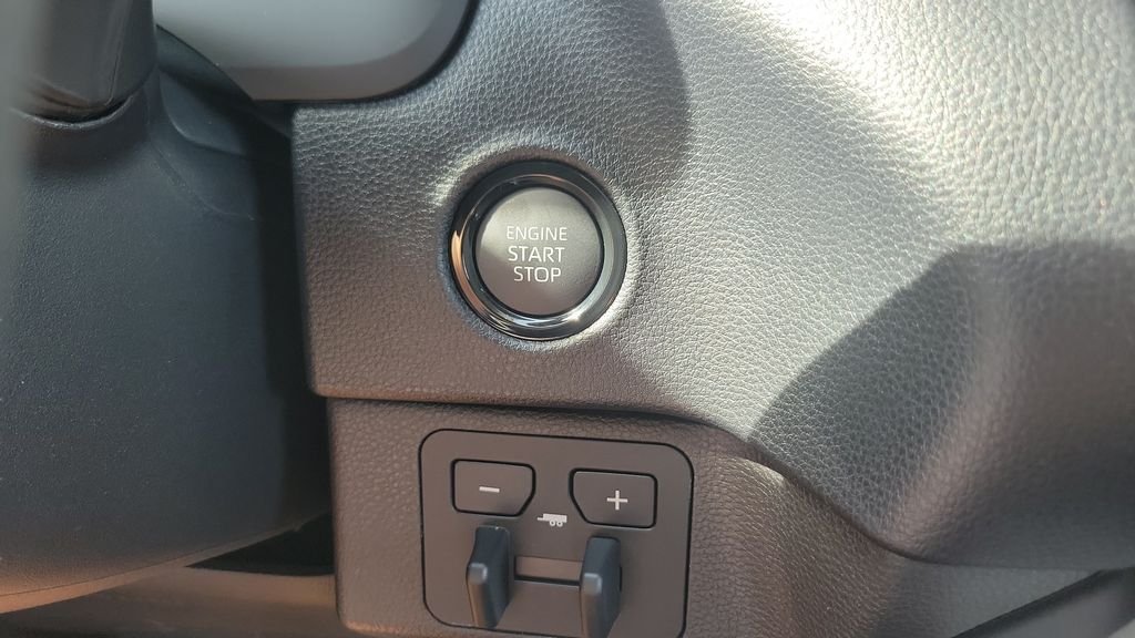 2026 Toyota Tundra SR5 - Photo 23