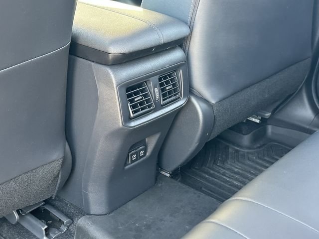 Used 2020 Black Toyota XLE Premium image 30