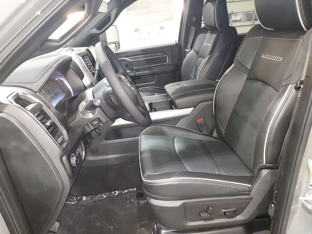 2026 RAM 2500 Laramie - Photo 21