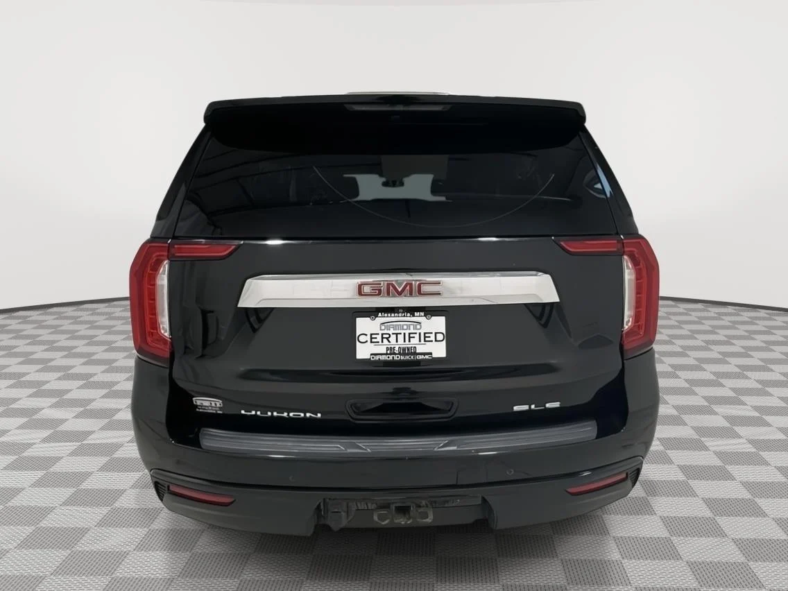 Used 2024 Onyx Black GMC SLE image 4
