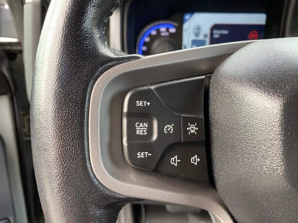 Used 2023 Gray Ford Badlands image 17