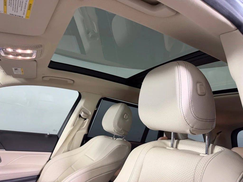 Used 2020 Gray Mercedes-Benz GLS 450 image 21