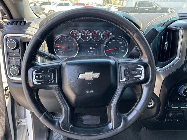 Used 2023 White Chevrolet LT image 9