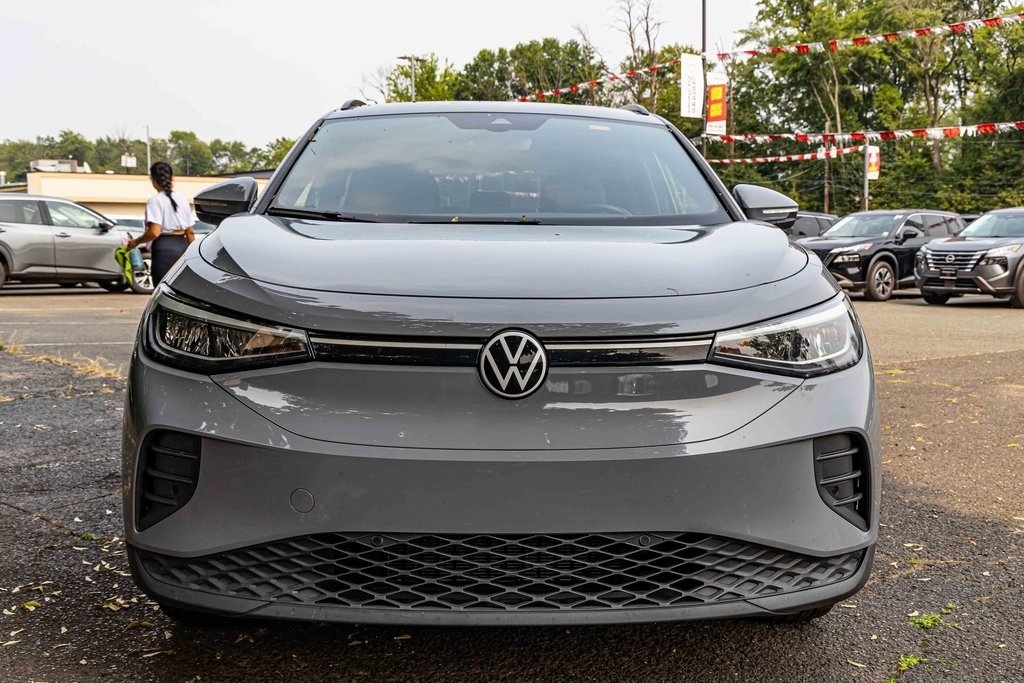 2022 Volkswagen ID.4 Pro photo 2