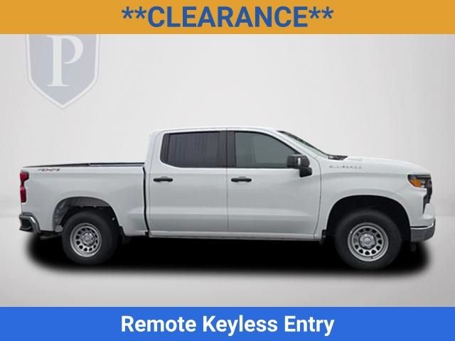 New 2026 Summit White Chevrolet WT image 5