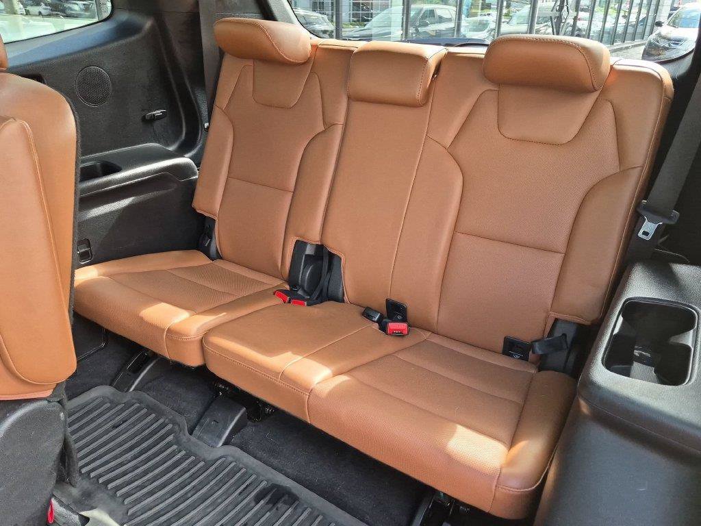 Used 2023 White Kia SX-Prestige X-Line image 31