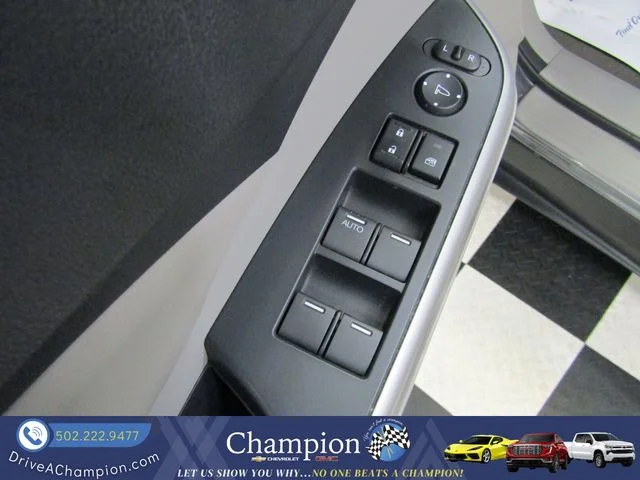 Used 2014  Honda EX-L image 18
