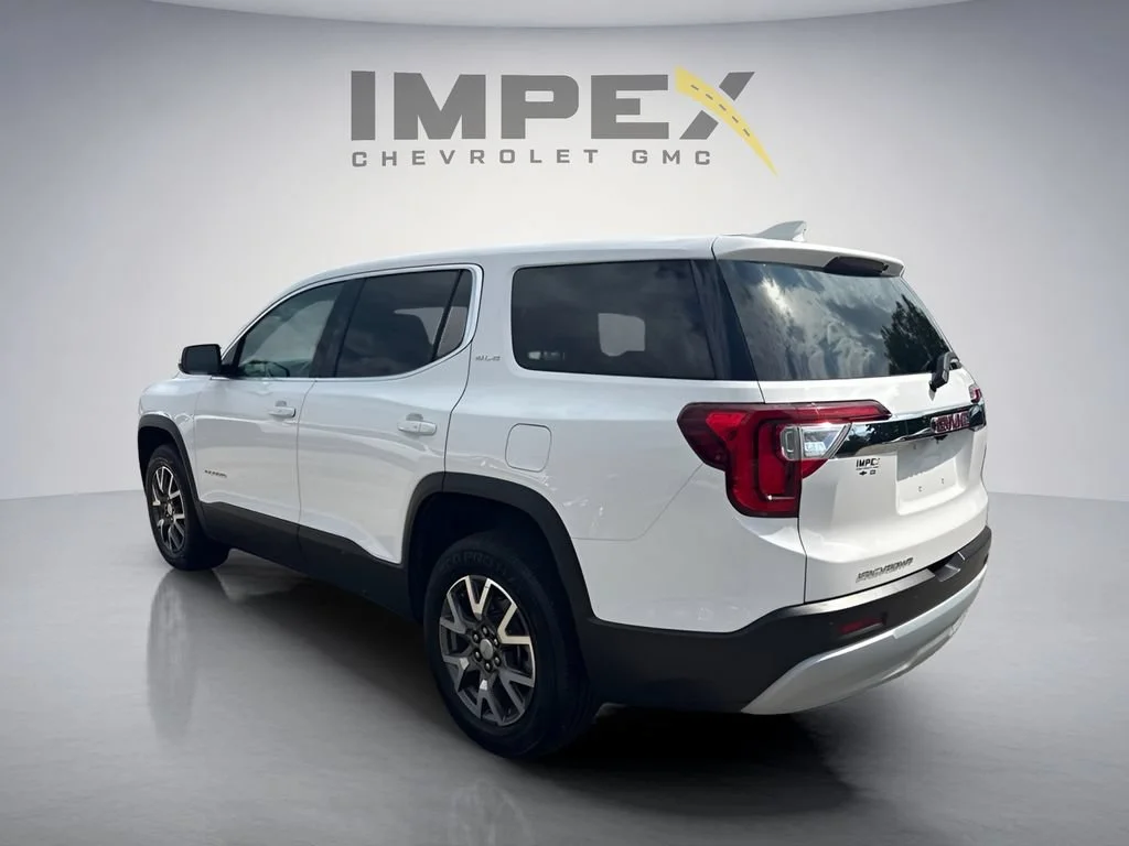 Used 2020 SUMMIT WHITE GMC SLE image 3