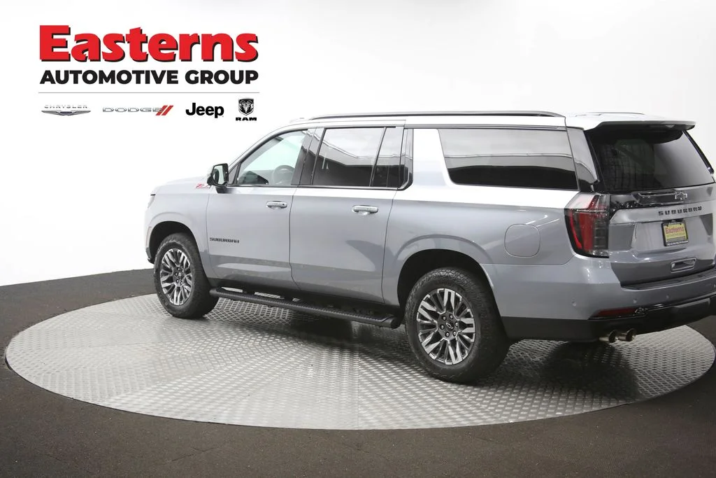 Used 2025 Gray Chevrolet Z71 image 66