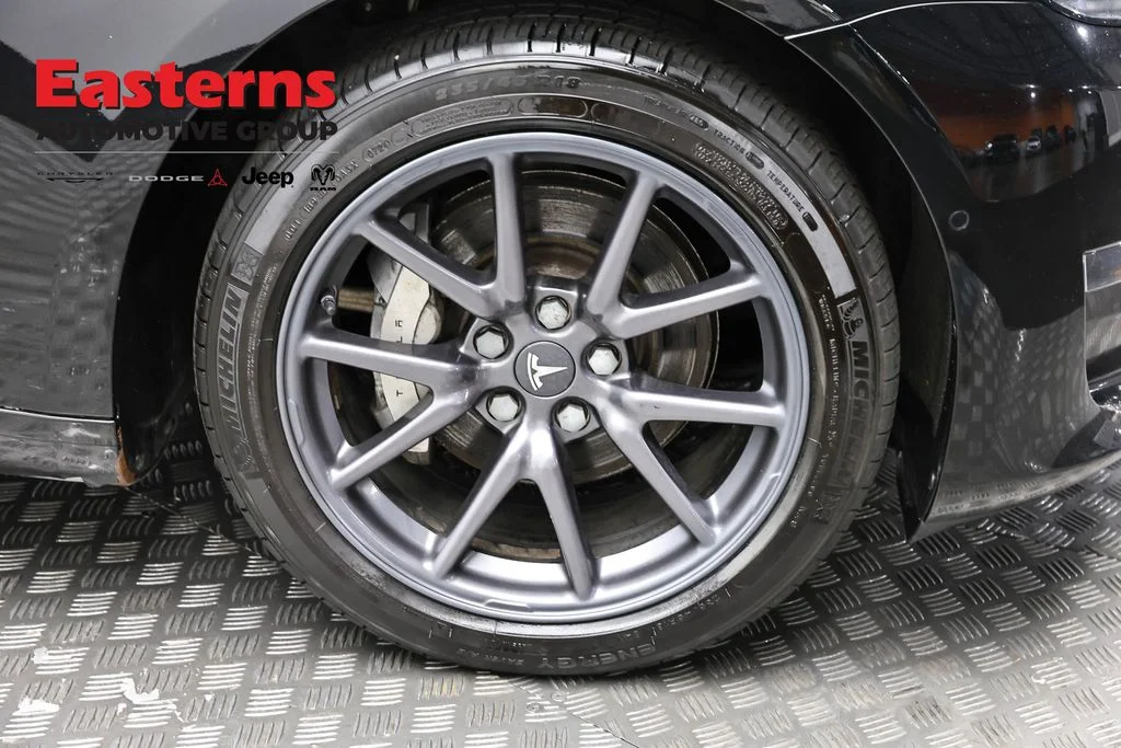 Used 2019 Black Tesla Long Range image 24