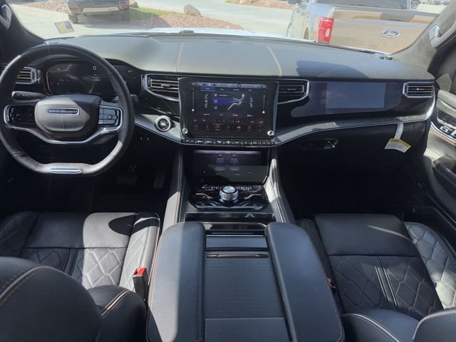 2024 Jeep Grand Wagoneer Series III - Photo 15