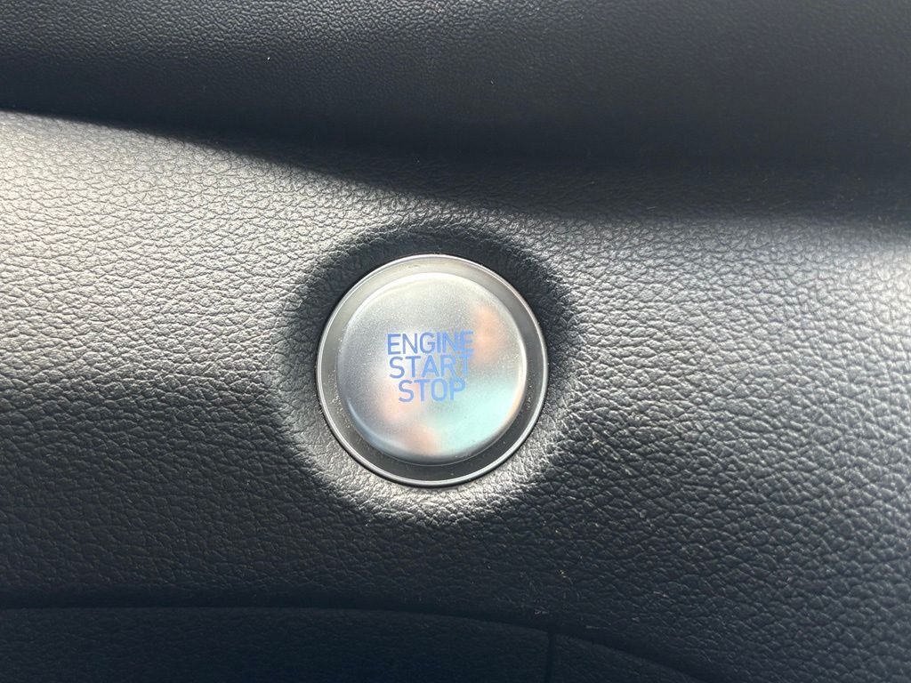 2022 Hyundai Santa Fe SEL - Photo 23