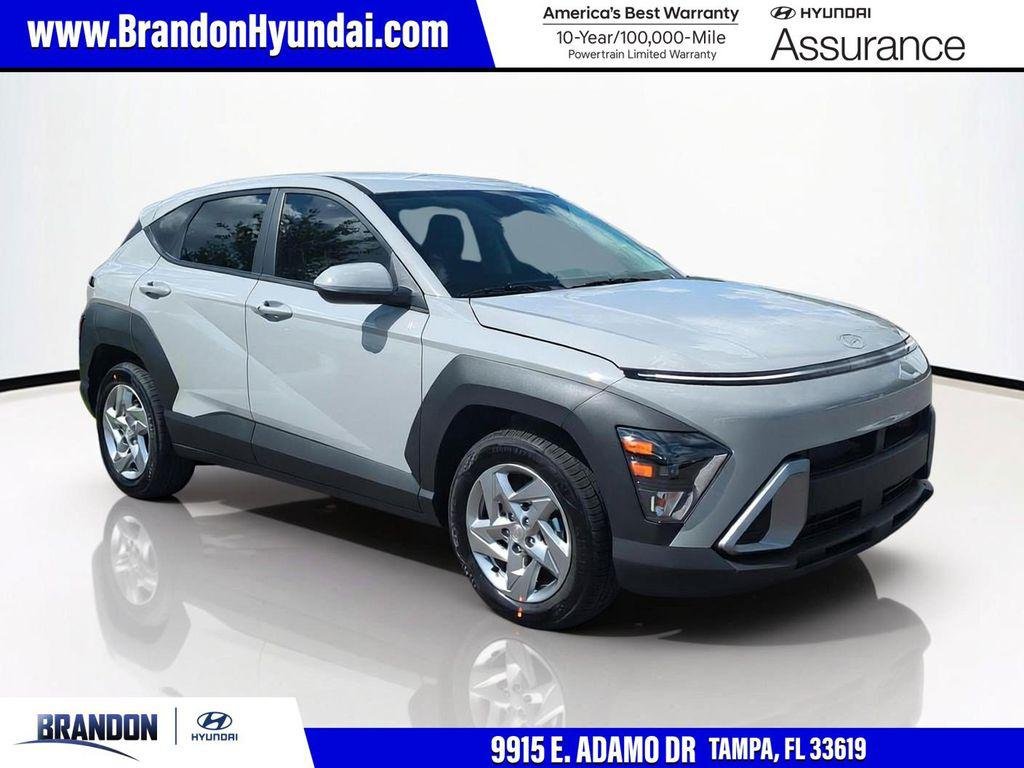 New 2027 Gray Hyundai SE FWD image 1