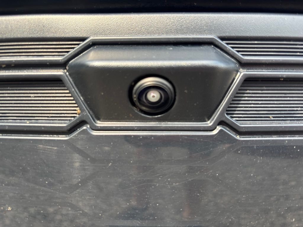 Used 2024 Black Mitsubishi  image 16