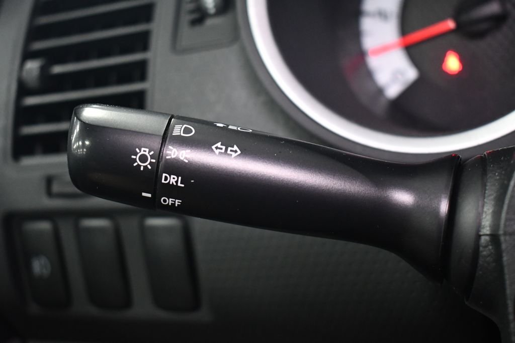 Used 2015 Super White Toyota Base image 18