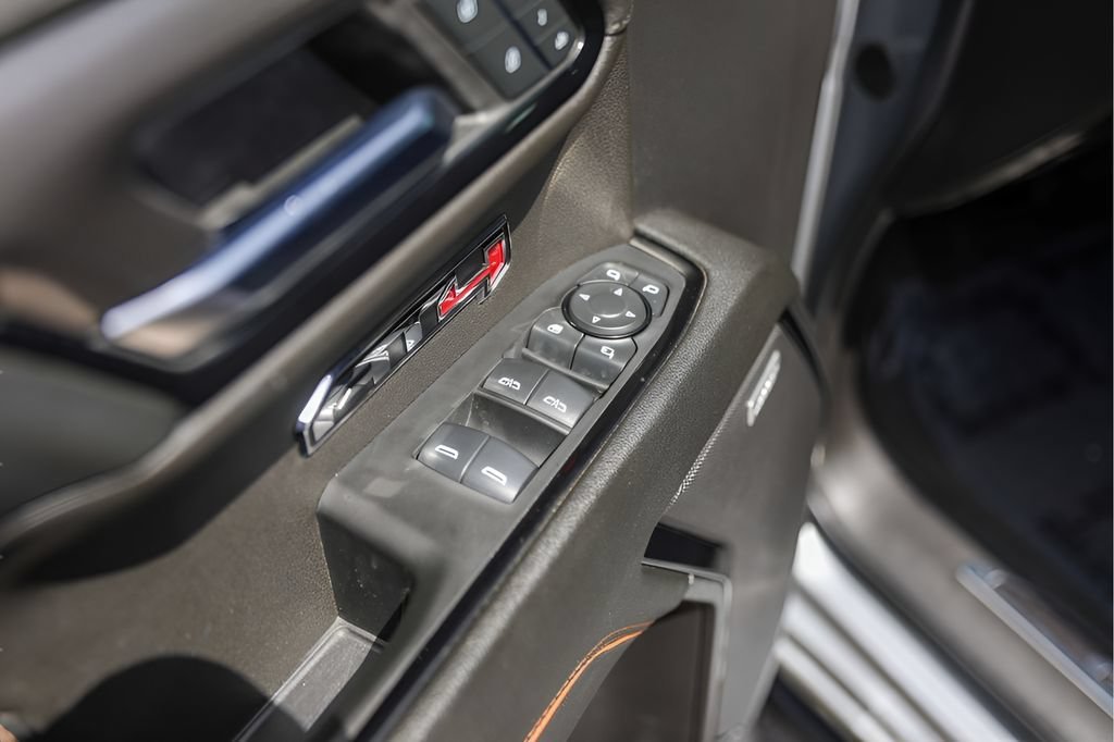 Used 2024 Sterling Metallic GMC AT4 image 21