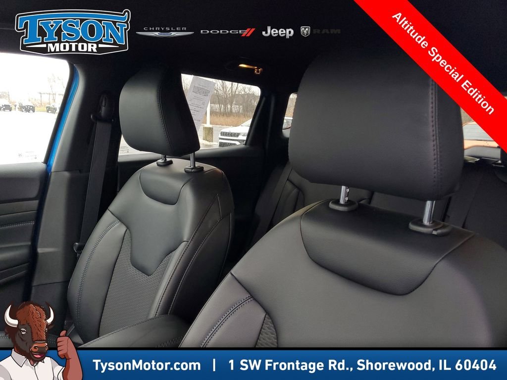 New 2026 Hydro Blue Pearlcoat Jeep Latitude image 18