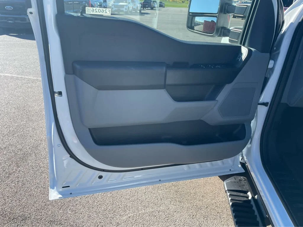 New 2026 Oxford White Ford F-350® XL image 14