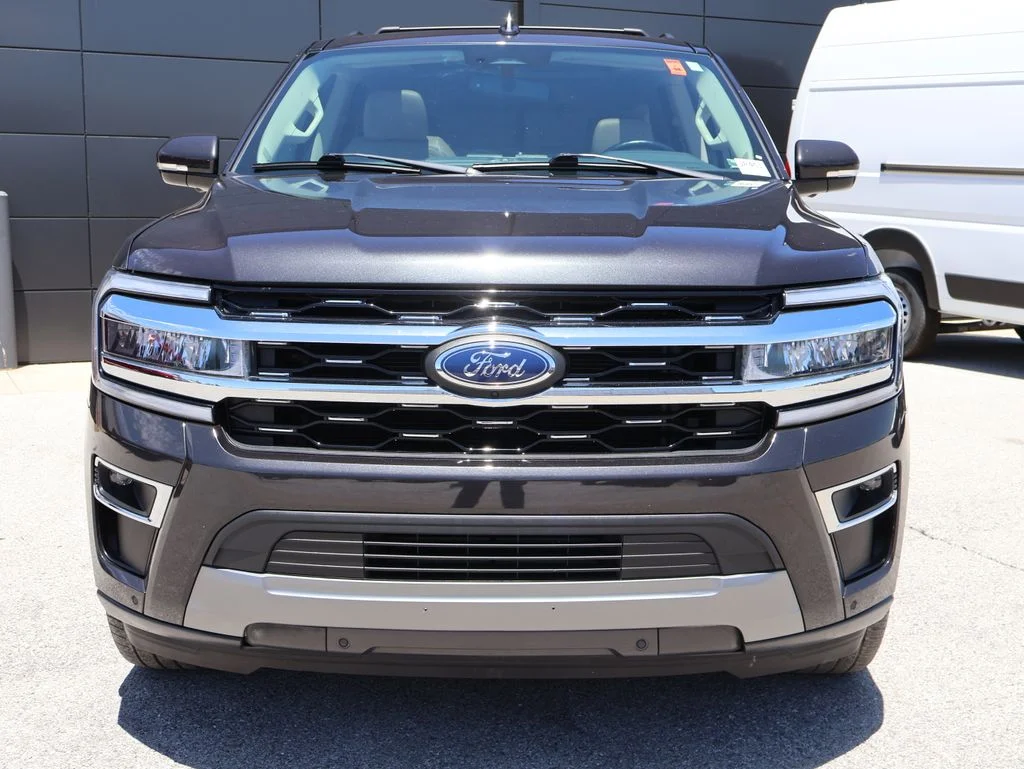 Used 2024 Gray Ford Limited image 7