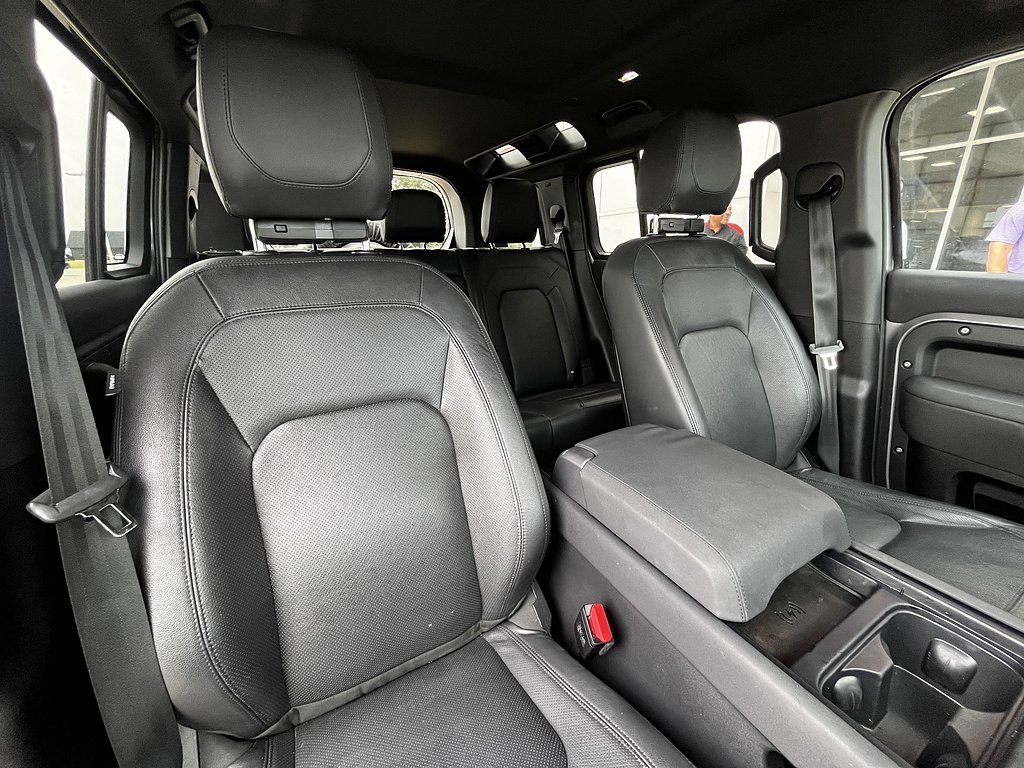 Used 2023 Eiger Grey Metallic Land Rover 110 S image 9