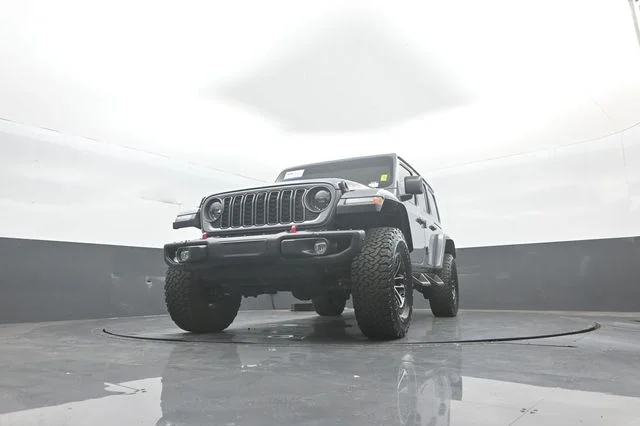 Certified Used 2025 Anvil Clearcoat Jeep Rubicon X image 36