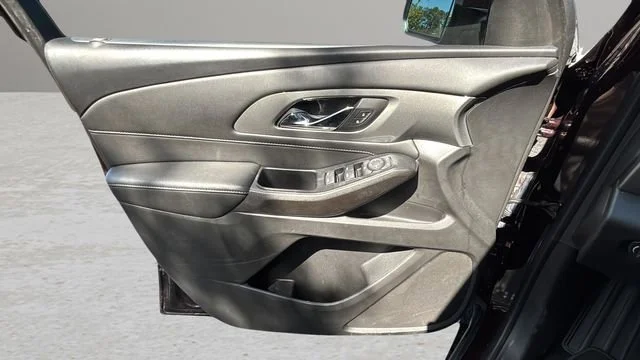 Used 2023 Black Cherry Metallic Chevrolet LT Cloth image 18