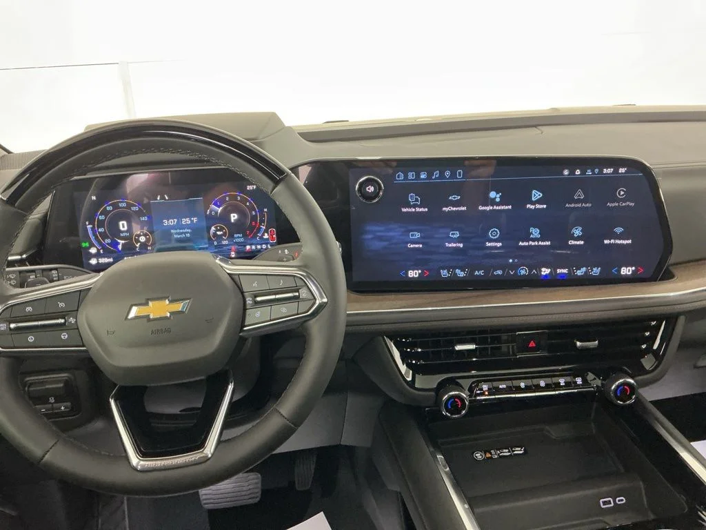 New 2026 White Chevrolet High Country image 31