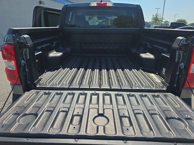 Used 2024 Gray Ford XLT image 13